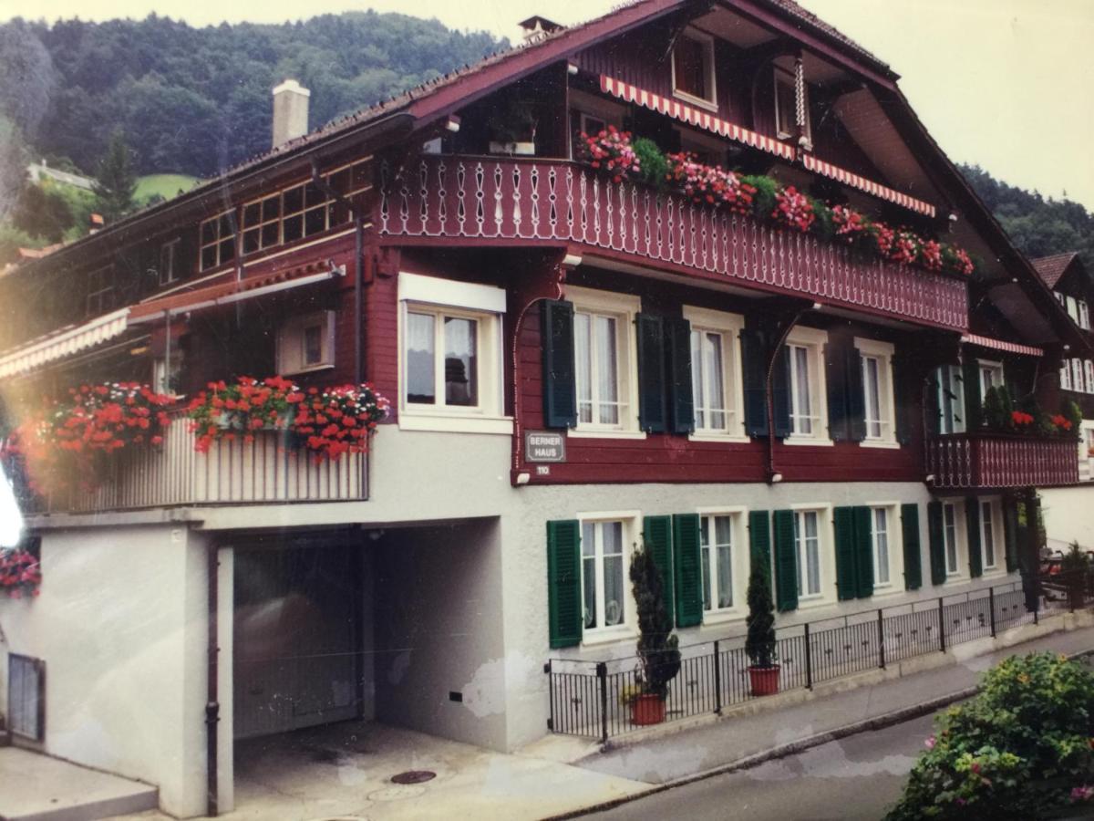 Schoene Ferienwohnung Mit Seeblick Thun Ngoại thất bức ảnh