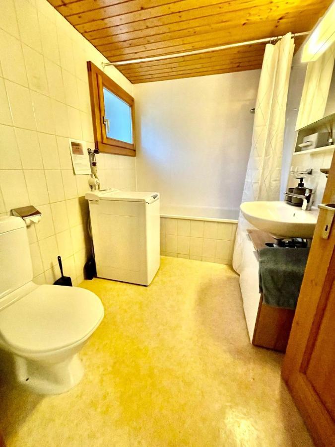 Schoene Ferienwohnung Mit Seeblick Thun Ngoại thất bức ảnh
